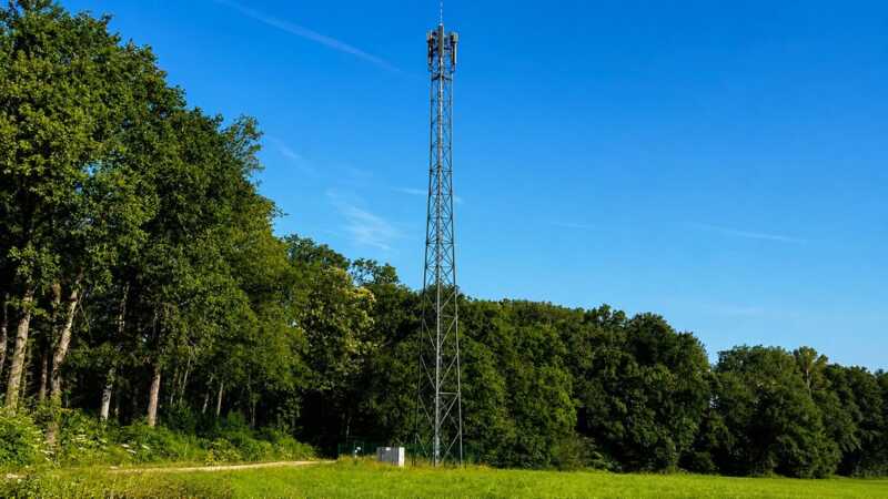 Une antenne 4G d'Orange en zone rurale