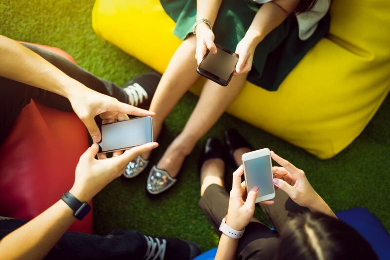     Avec ces trois forfaits, il est possible d'avoir la 5G en option à seulement 3€/mois
