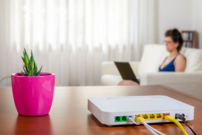 Faut-il souscrire une box 4G ou 5G en attendant la fibre optique ?