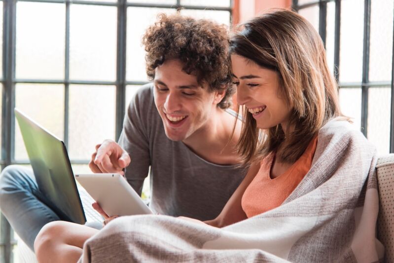 étudiants contents de leur box Bouygues telecom