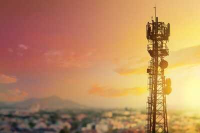    Fin des réseaux 2G et 3G en France : Ce que cela change pour les utilisateurs et les opérateurs
