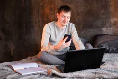     Pour le Black Friday, Orange casse le prix d'un pack avec une Livebox et un forfait 5G
