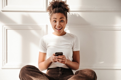     C'est du jamais vu : ce MVNO récidive et lance un forfait 5G avec 220 Go pour moins de 10€
