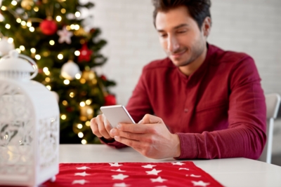     Vous ne risquez pas de revendre ce forfait sur le Bon Coin (comme certains cadeaux de Noël) : c'est le moins cher pour avoir la 5G
