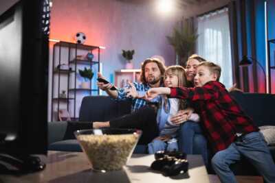     Activez cette option sur votre box et bénéficiez gratuitement d'une quarantaine de nouvelles chaines TV
