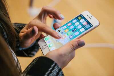     Ce forfait mobile en vente privée est le plus compétitif - on vous explique pourquoi
