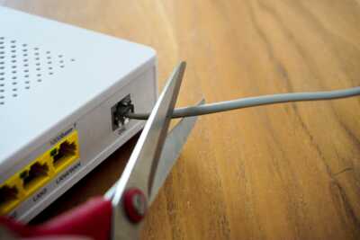     Fin de l'ADSL : la fermeture du réseau cuivre en France
