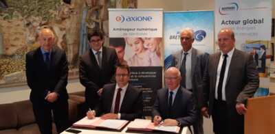     Bretagne : Mégalis signe avec Axione et Bouygues pour du 100% fibre en 2026
