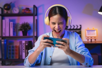     Vous êtes un gros consommateur de streaming ? Ces forfaits sont faits pour vous !
