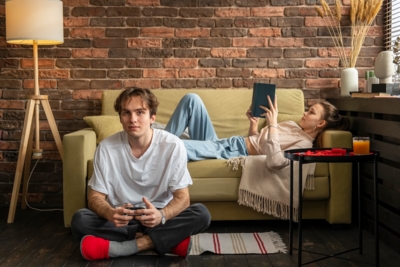     Valorant, Fortnite : quelle box choisir pour jouer en ligne sans ralentissement ?
