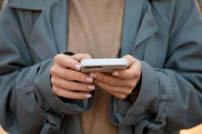     250 Go à seulement 8,99€ avec carte SIM ou eSIM offerte : c'est bien sûr le meilleur forfait 5G du moment

