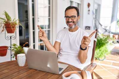     Bbox rentrée ou B&YOU Pure fibre ? Difficile de choisir entre ces deux box à prix réduit
