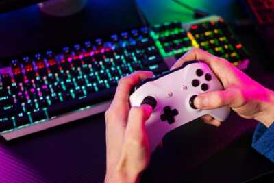     Black Friday Xbox : le prix de la console tombe sous la barre des 100 euros
