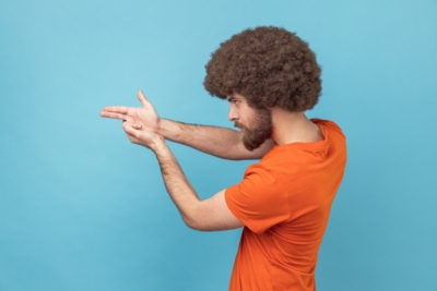     Forfait mobile : ce concurrent lance ses offres de Noël en ciblant frontalement RED et Sosh
