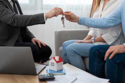     Sécurité : quand l’alarme booste la valeur de votre bien (et peut créer le coup de cœur en cas de vente)
