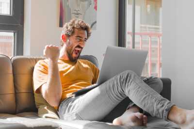     Grâce à cette astuce, vous avez la fibre 2 Gb/s, le Wi-Fi 6 et un décodeur TV à seulement 26,99€ !
