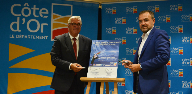     Fibre optique : la Côte d'Or inaugure les AMEL pour achever son déploiement en 2022
