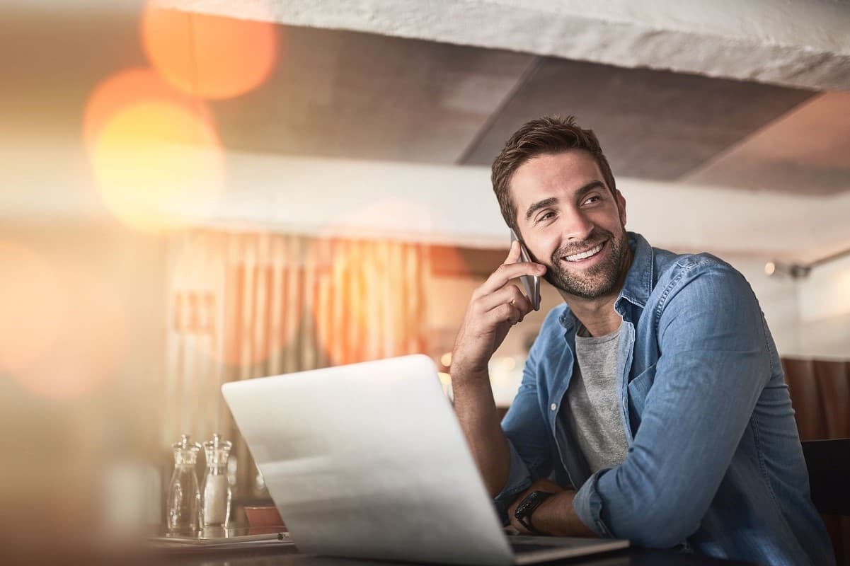     Chez cet opérateur, vous pouvez obtenir une box fibre et un forfait 5G pour moins de 35€/mois
