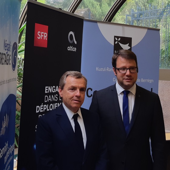     Fibre optique en Bretagne : SFR prend ses quartiers
