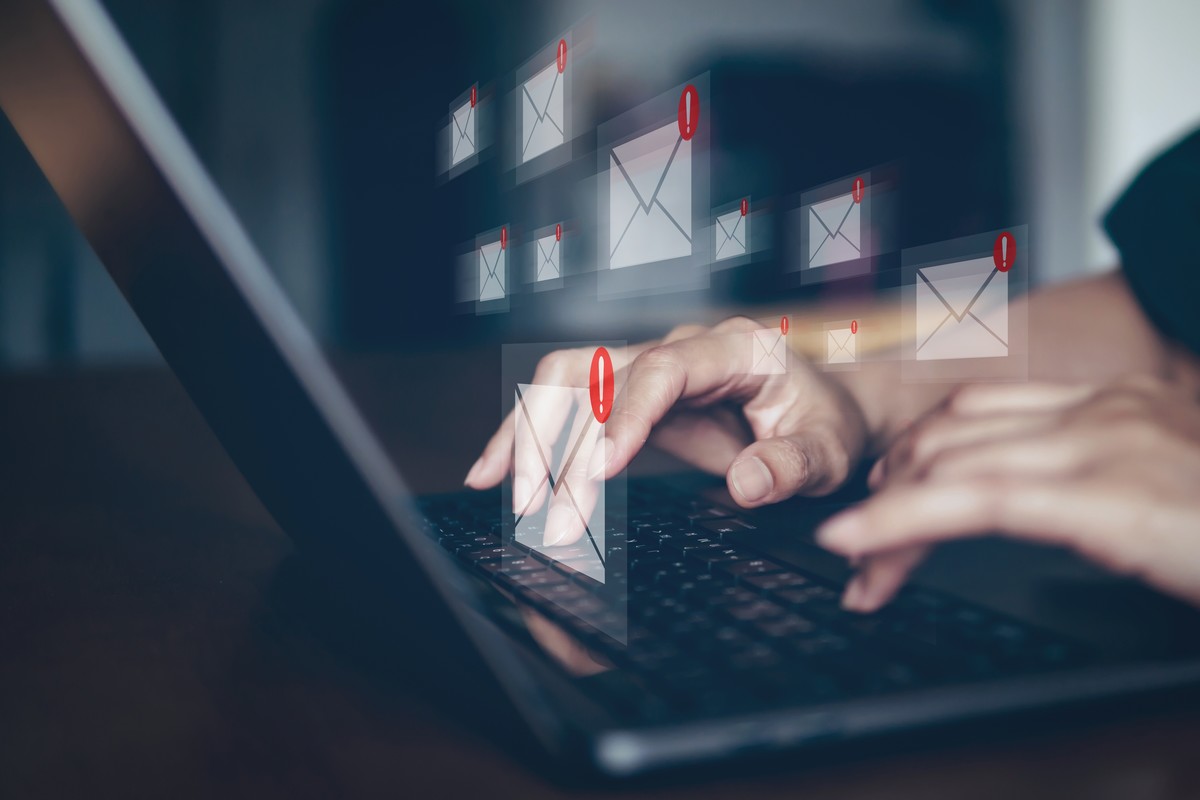     Adresse mail anonyme : qu'est-ce que c'est et pourquoi vous pourriez en avoir besoin ?
