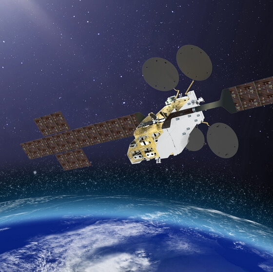     Internet par satellite : Eutelsat va vendre ses propres abonnements
