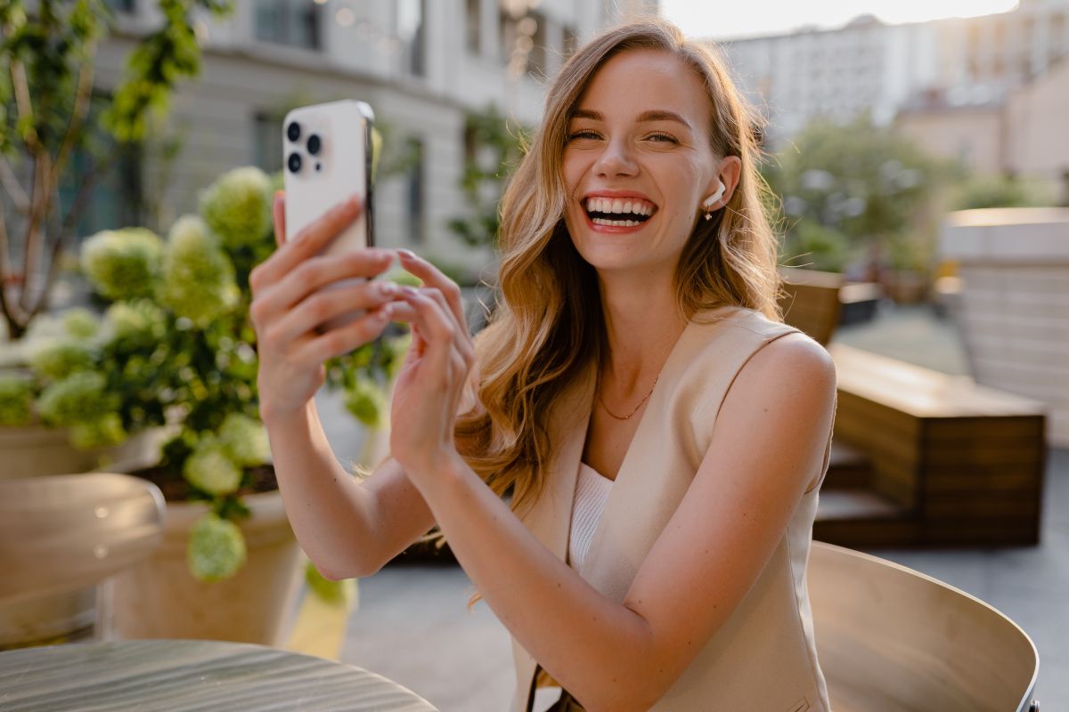     Incroyable : ces trois opérateurs offrent 300 Go de data en 5G à moins de 15€ !
