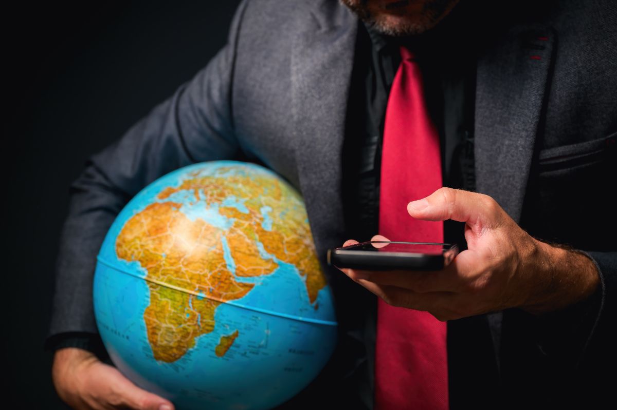     Internet depuis 135 pays : Free a un seul équivalent... et il coûte deux fois moins cher
