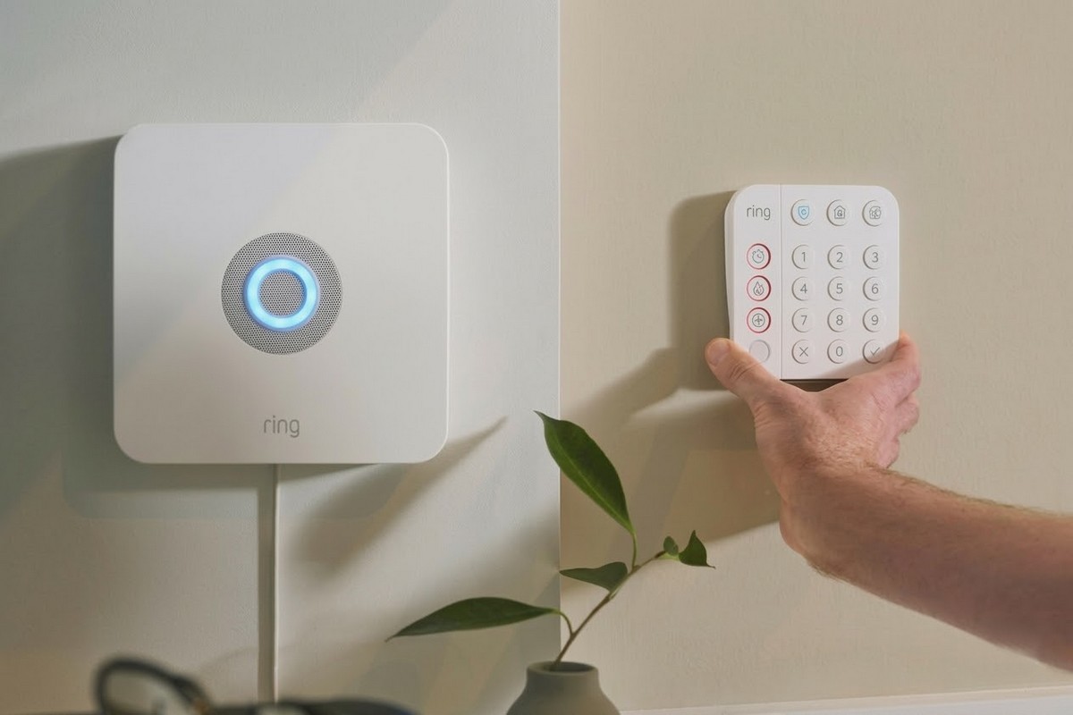     Le kit RING à -21% : Amazon vide ses stocks d'alarmes sans fil jusqu'à demain
