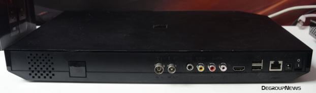 Face arri&egrave;re du d&eacute;codeur TV Livebox Play