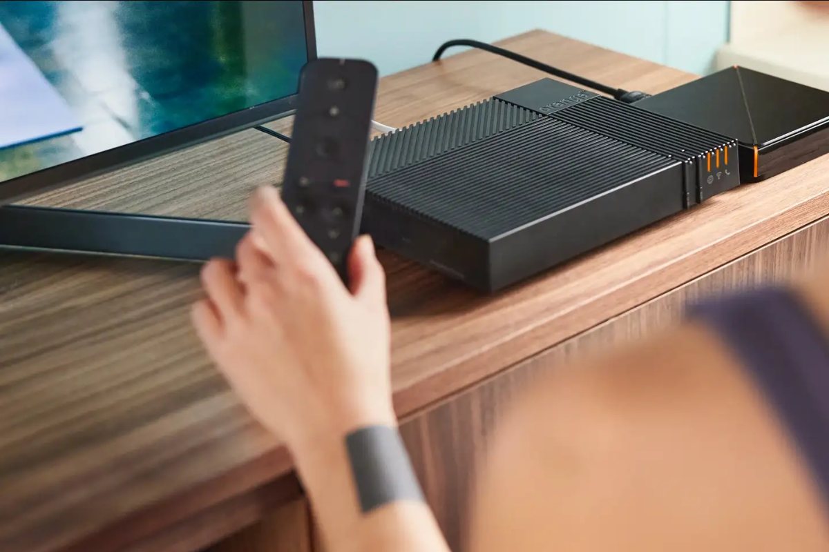     On ne parle vraiment pas assez de cette Livebox - pourtant elle est à prix fixe et monte jusqu'à 1 Gb/s
