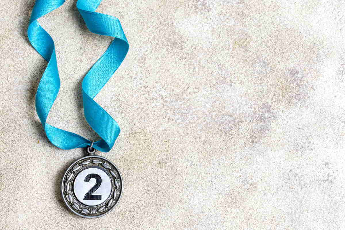     RED ou B&YOU : lequel propose le meilleur forfait à moins de 10€ ?
