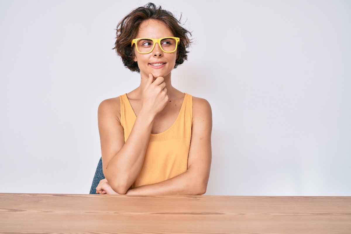     SFR, Orange, Free ou Bouygues Telecom : qui propose la meilleure série limitée mobile ?
