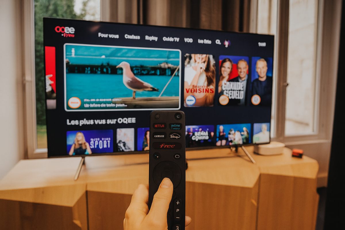     Ces nouvelles fonctionnalités qui pourraient bientôt apparaître sur le décodeur TV de votre Freebox
