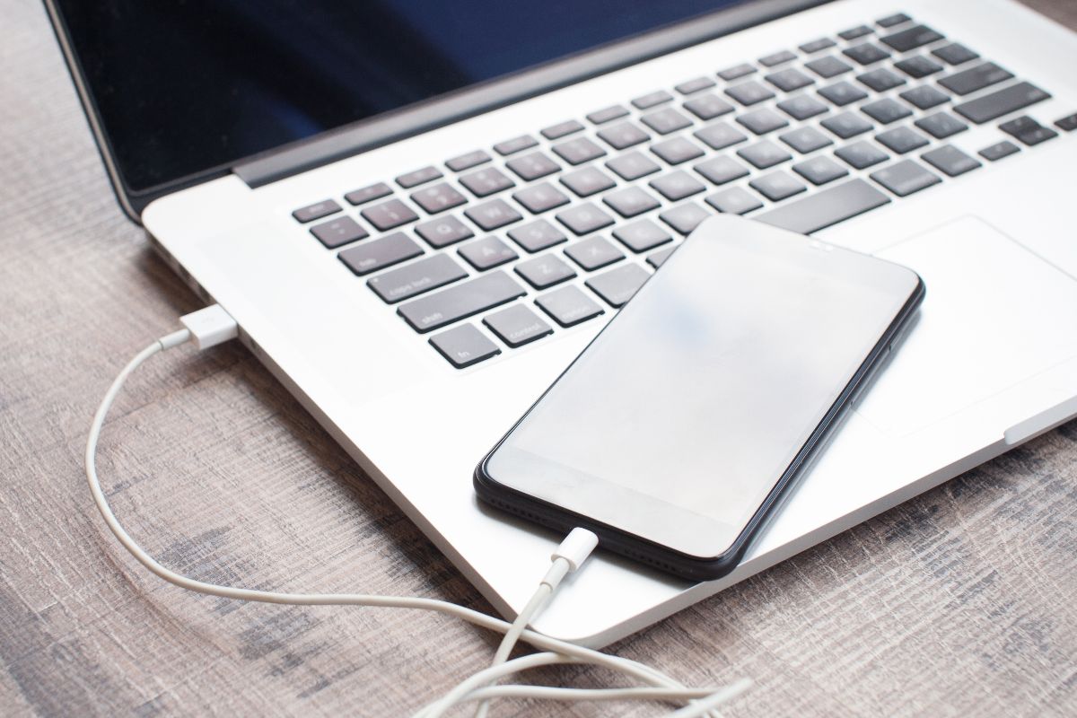     Avis aux amateurs du partage de connexion : ces forfaits 200 Go sont à moins de 10€
