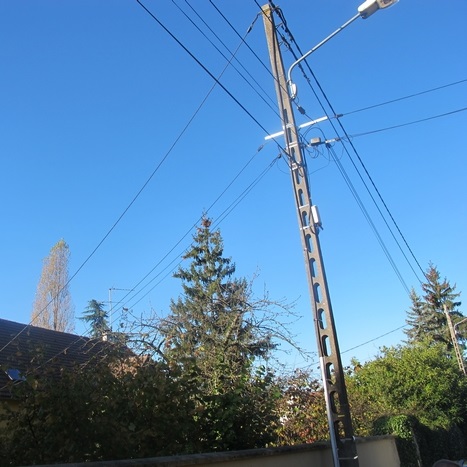     Les poteaux Enedis enfin armés pour la fibre optique
