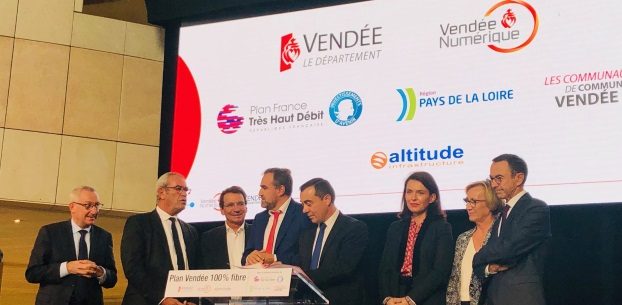 Signature phase 2 RIP Vend&eacute;e Num&eacute;rique avec Altitude Infrastructure