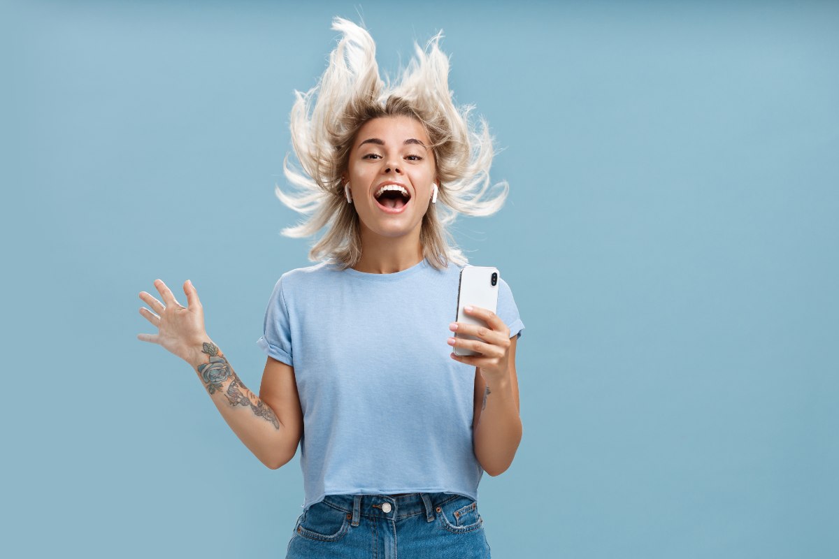     Face à la pression de la concurrence, Free contraint d'améliorer son forfait mobile
