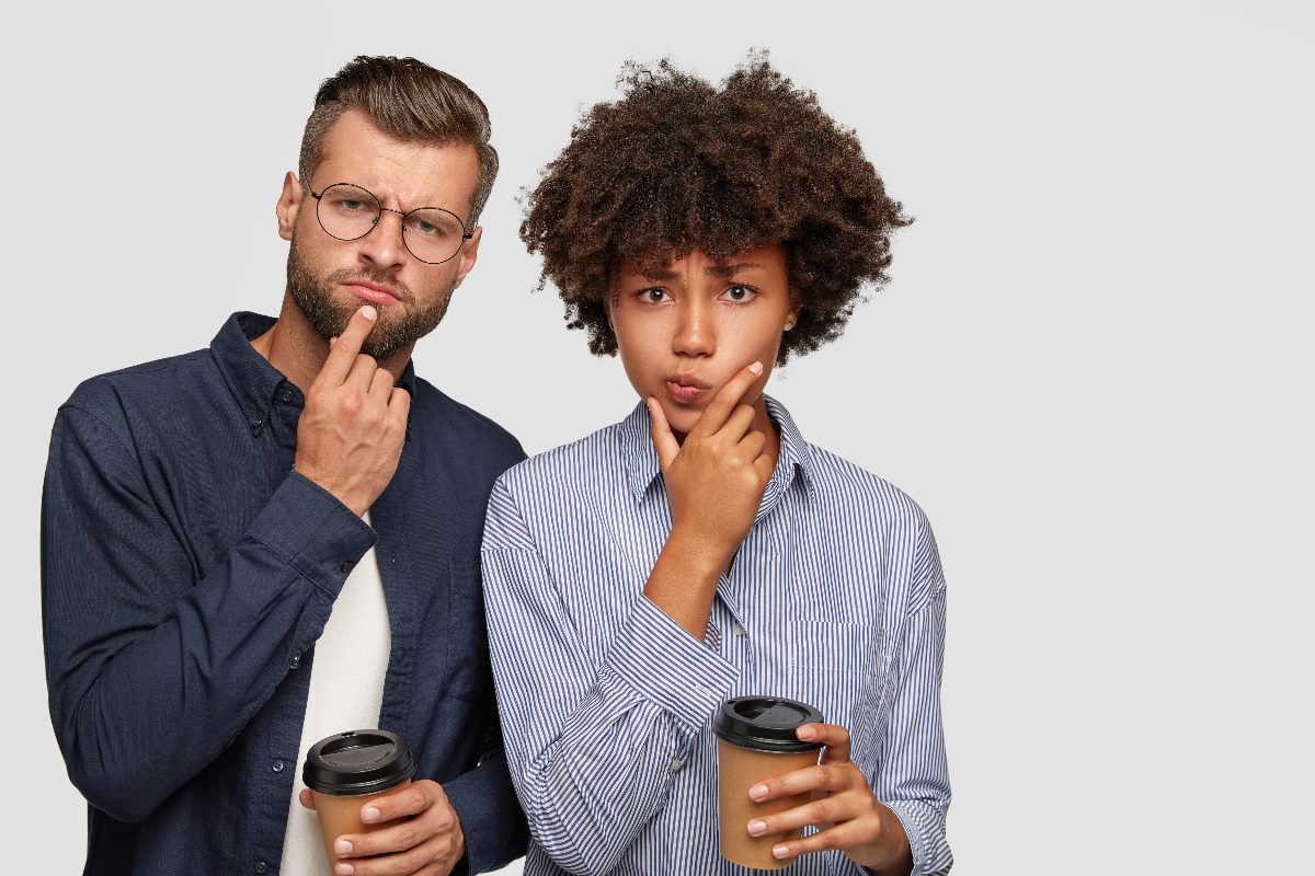     SFR Starter ou Freebox Révolution : qui remporte le match de ces box internet à moins de 30€ ?
