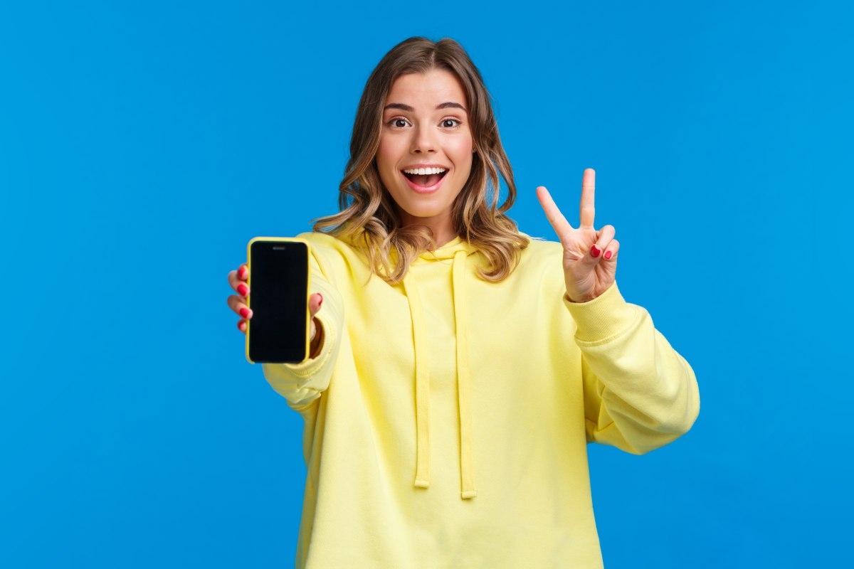     Cet opérateur dégaine une offre jamais vue auparavant : un forfait avec 300 Go en 5G sur le réseau Orange à moins de 10€
