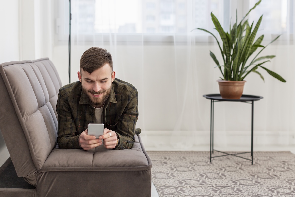     Avec RED by SFR : moins de 30€ pour avoir la fibre et la 5G
